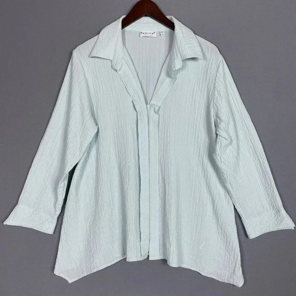 Habitat Soft Crinkle Womens Top Size Medium M Textured Long Sleeve Button Tunic